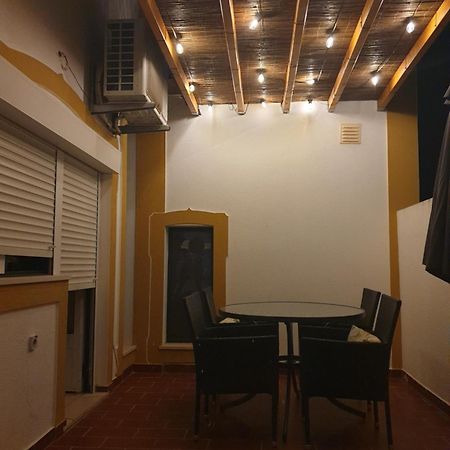 Home4U - Cosy Apartment With Fantastic Terrace กาบานัส เด ตาวีรา ภายนอก รูปภาพ